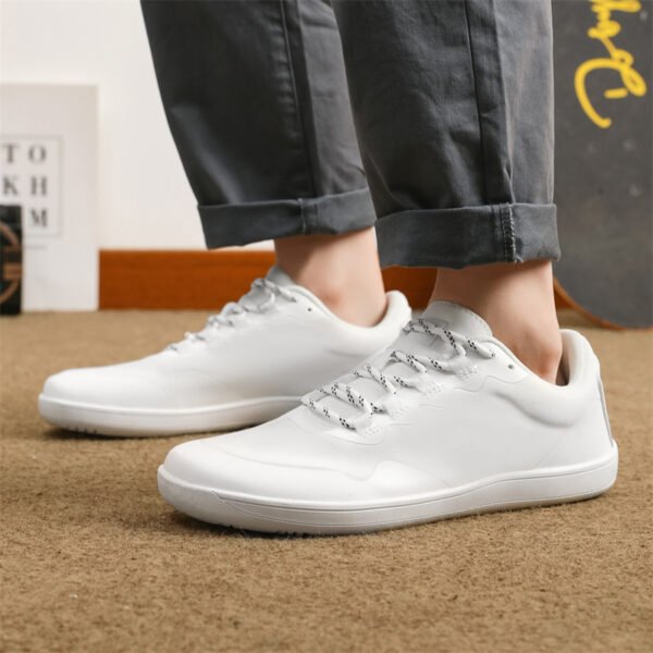 ⁦2024 New Wide Last Barefoot Shoes Men's Cross-border Plus Size Outdoor Sneaker Men's And Women's Breathable Mesh Wide Head Casual Shoes⁩ - الصورة ⁦4⁩