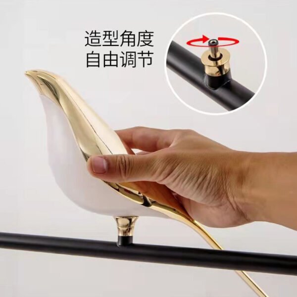 ⁦Magpie Creative Bird Wall Lamp Modern Simple Bedroom Bedside Living Room Sofa Nordic Light Luxury Away Stair Lamps⁩ - الصورة ⁦4⁩
