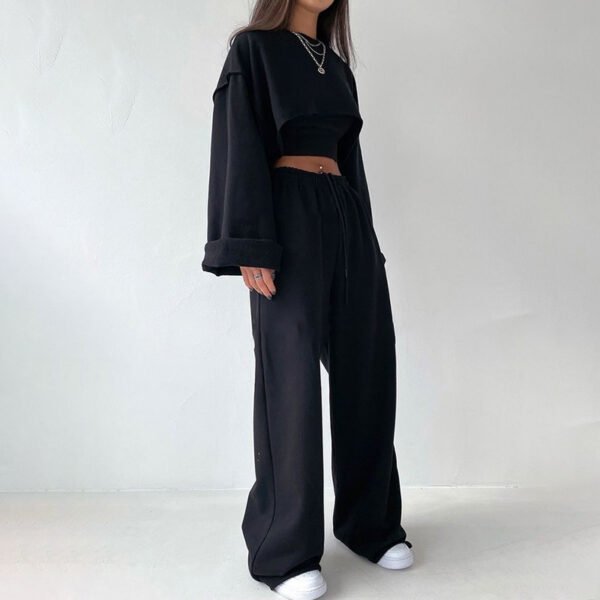 ⁦Casual Sweater Suit Women 2023 Fashion Pullover Long-sleeved Navel Sweater + Suspenders Straight-leg Wide-leg Pants Three-piece Set⁩ - الصورة ⁦2⁩