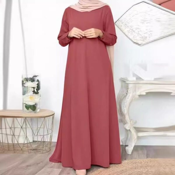 ⁦Middle Eastern Muslim Solid Color Loose Pullover Casual Elegant Long-sleeved Long Dress⁩ - الصورة ⁦2⁩